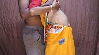 Desi Aunty In Saree And Petticoat Pleasures Husband And Friends With Her Standing Creampie