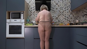 A Curvy Wife In Nylon Pantyhose Teases Her Husband With A Breakfast Dilemma